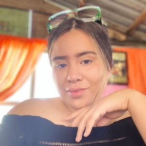 Meet your Posher, Lucero